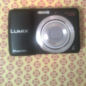 Продам фотоаппарат цифровой Panasonic DMC-LS5
