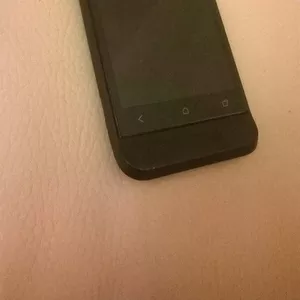телефон HTC One V