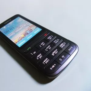 Продам почти новый Nokia C3-01
