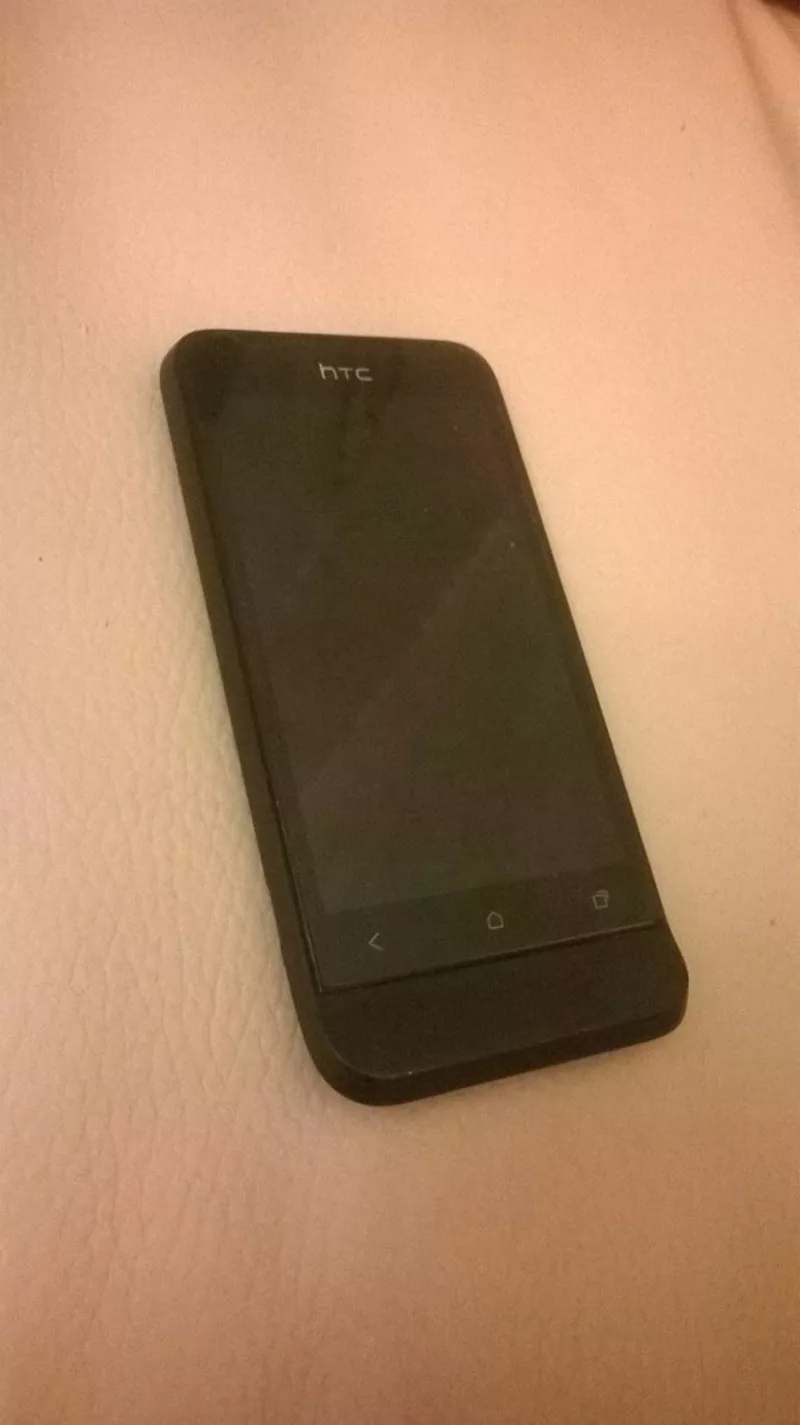 телефон HTC One V