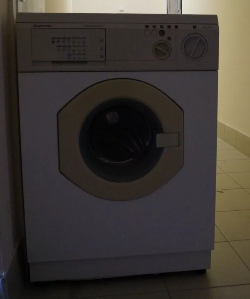 Продам стиральную машину ARISTON (б/у) 1 100 000 бел.руб