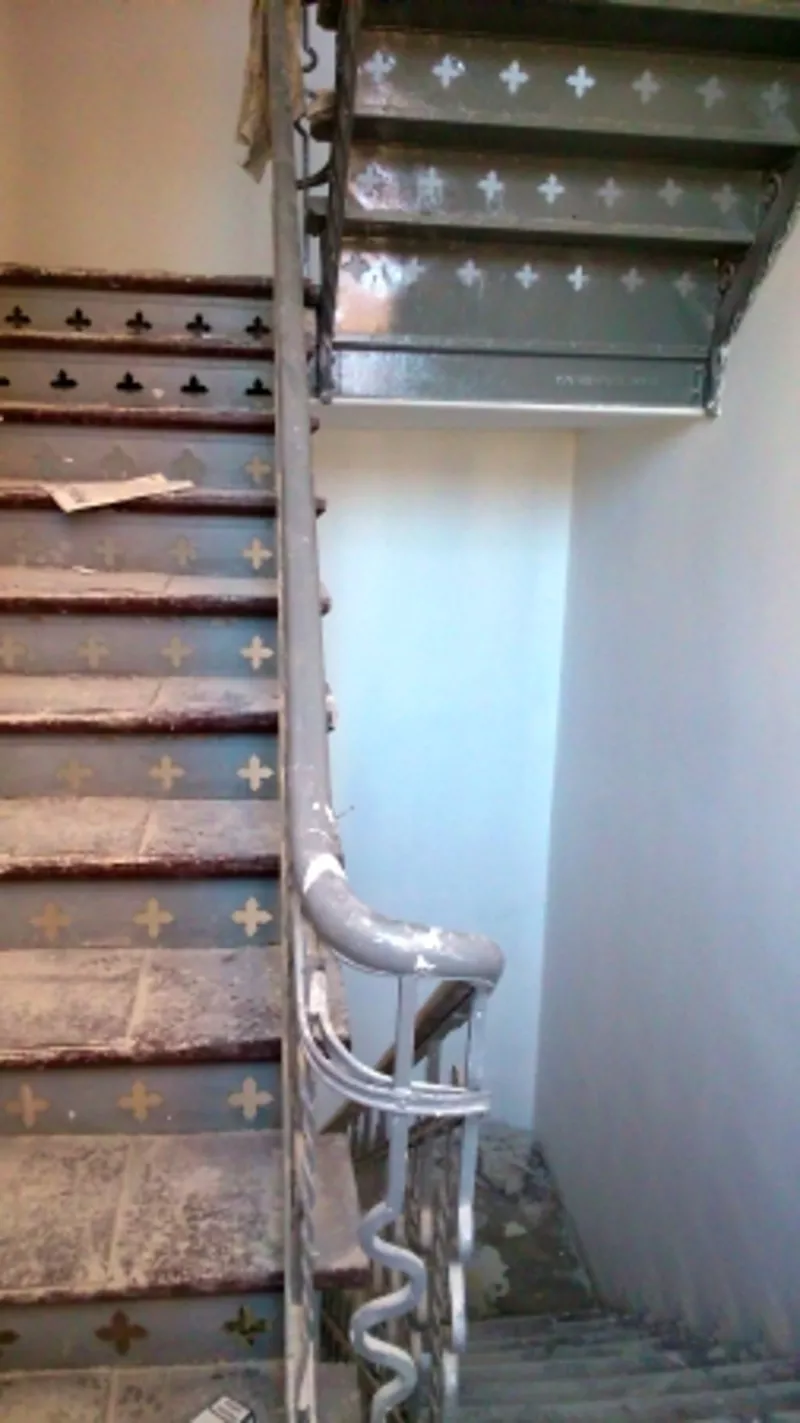 Cтоляр - реставратор лестницы. Работа в Польше 2